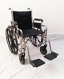 تهیه ویلچر و توالت فرنگی برای آقا داد خدا